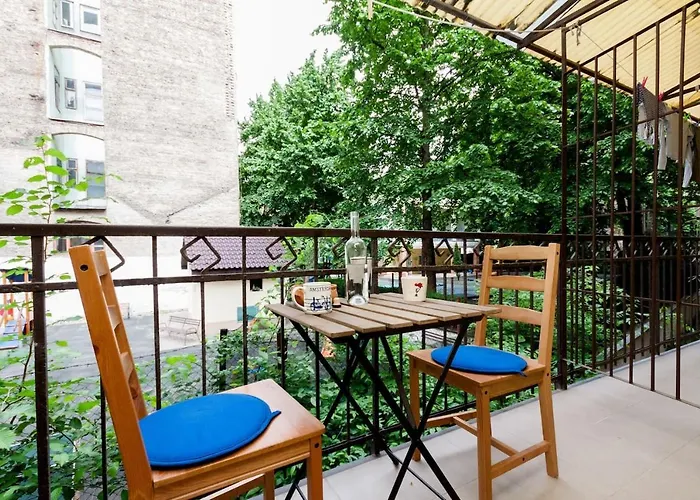 Heroes Square & Park Thermals Daire *